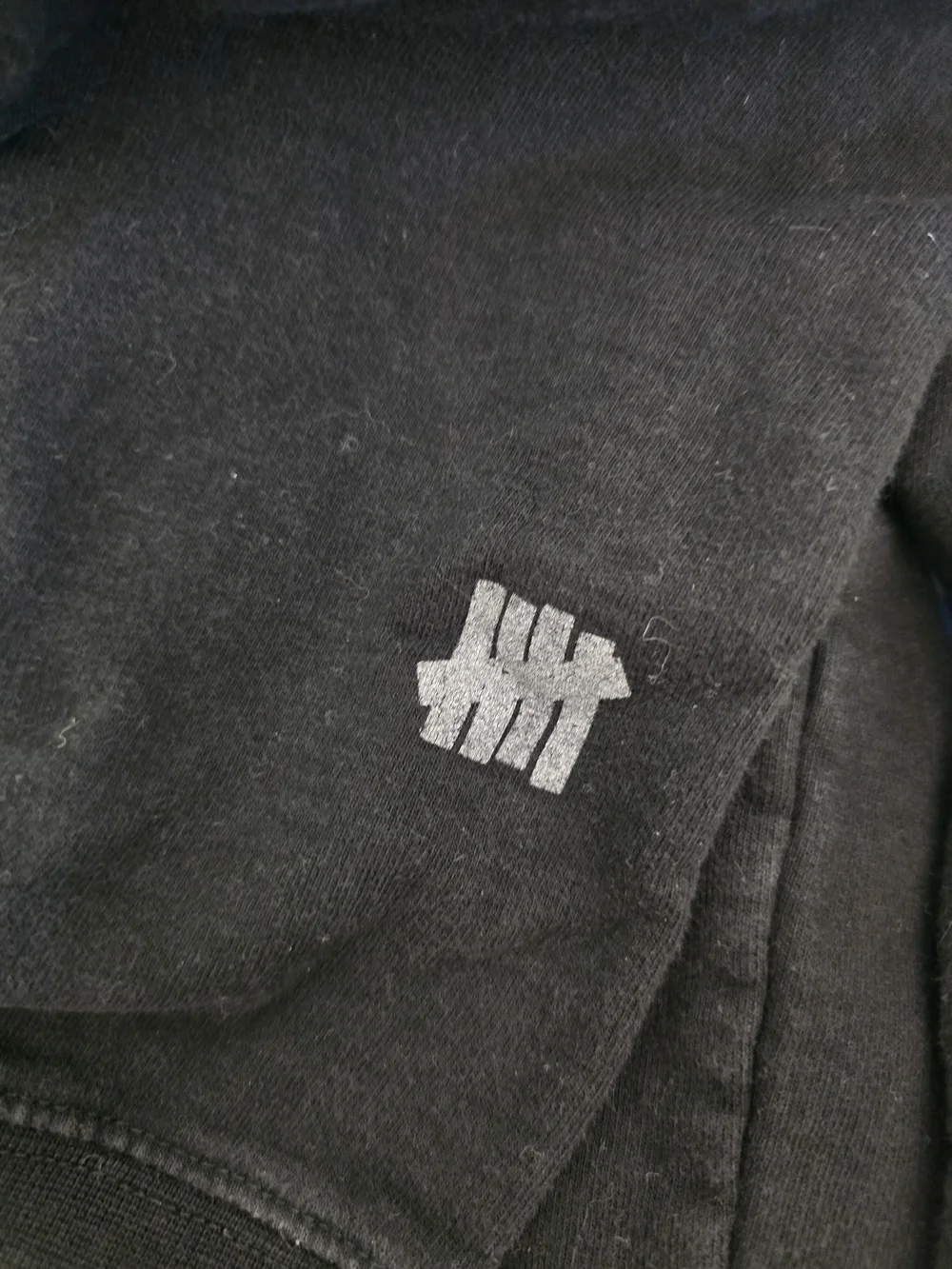 Anti Social Social Club x Undefeated Paranoid Hoodie Black Streetwear Mens L - Picture 8 of 8